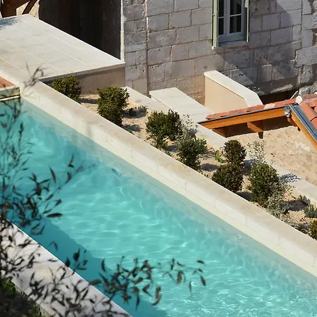 Hotel Les Jardins De